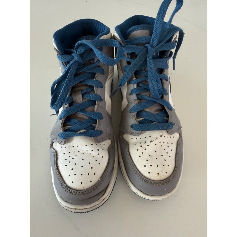 Nike‎ Air Jordan 1 - Mid Shoes DQ8423-014 True Blue Cement Gray - Size 4Y - Picture 7 of 8
